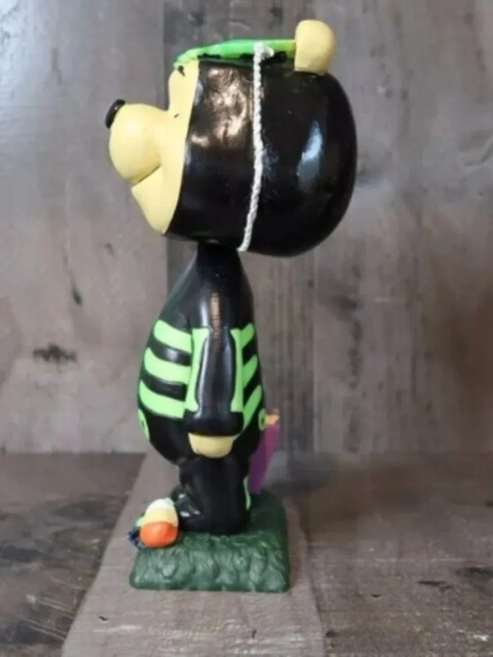 Halloween Disney Parks Winnie the Pooh Skeleton Bobblehead Figurine Spooky